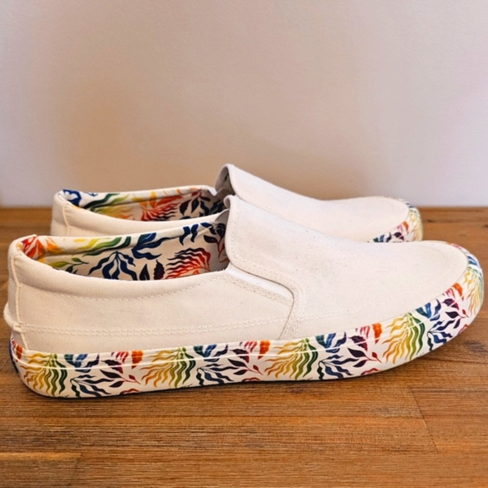 NWOB SPERRY Striper II Twin Gore Mens Slip On White Shoes, Sneakers - Pride